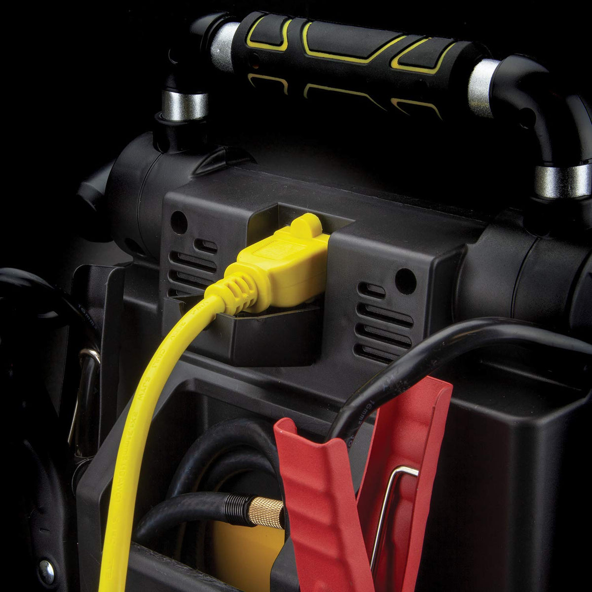 1200 Peak Amp Jump Starter with 120 PSI Inflator N828