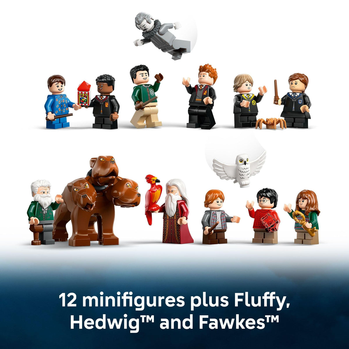 Building Set with 12 Collectible Minifigures W10311