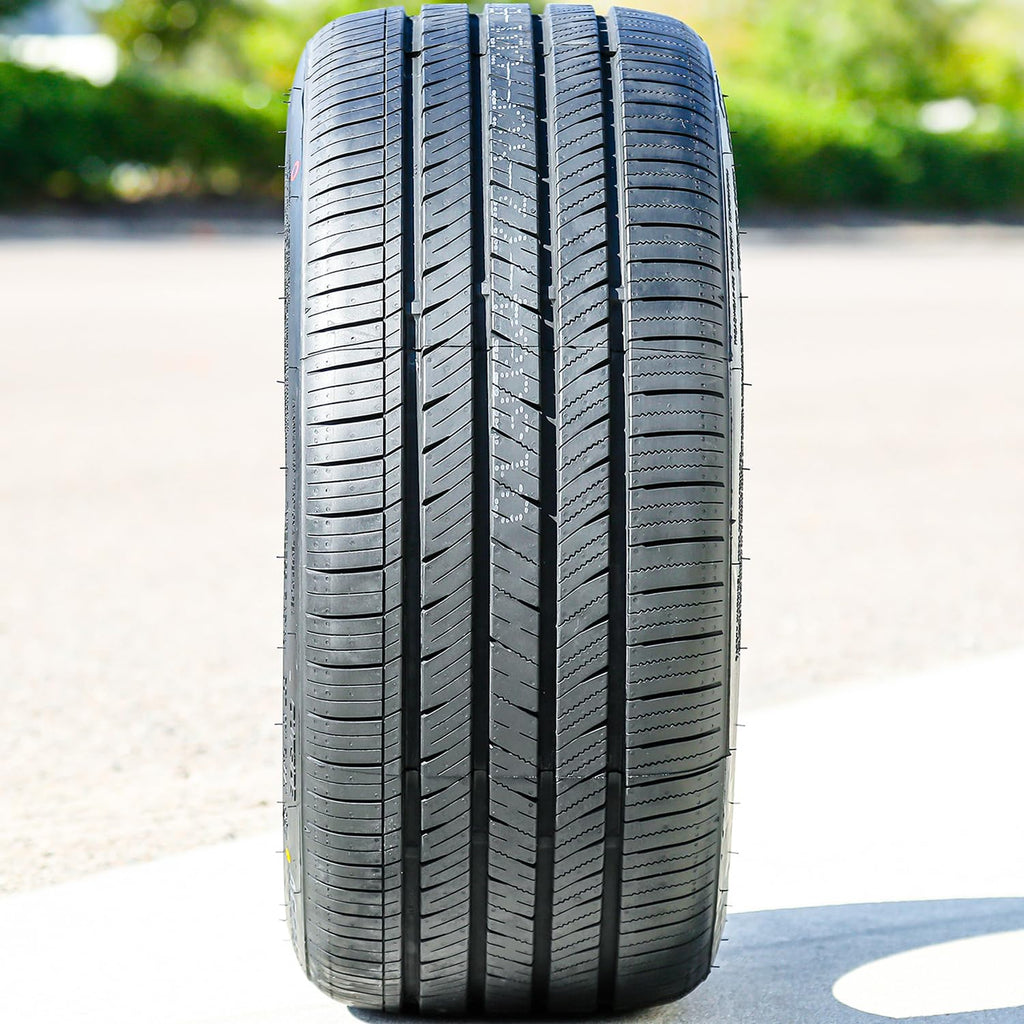 235/40ZR18 95W XL All Season Passenger Tire D907568